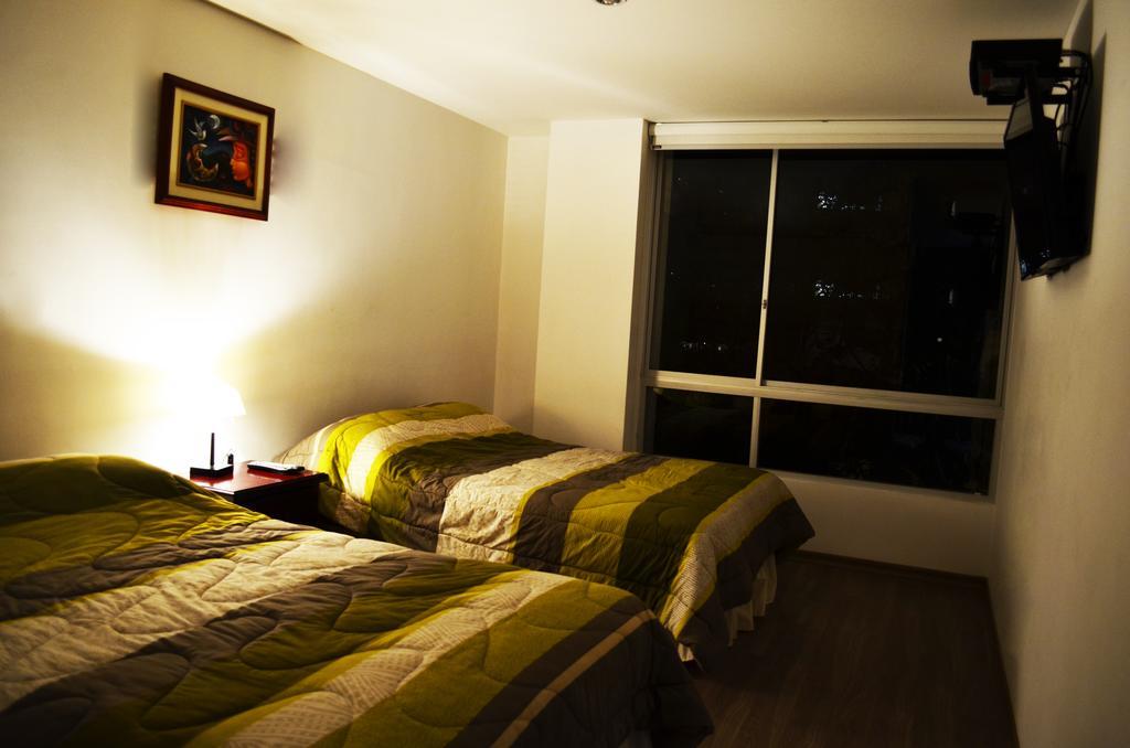 Itsahome Apartments - Torre Seis Quito Phòng bức ảnh